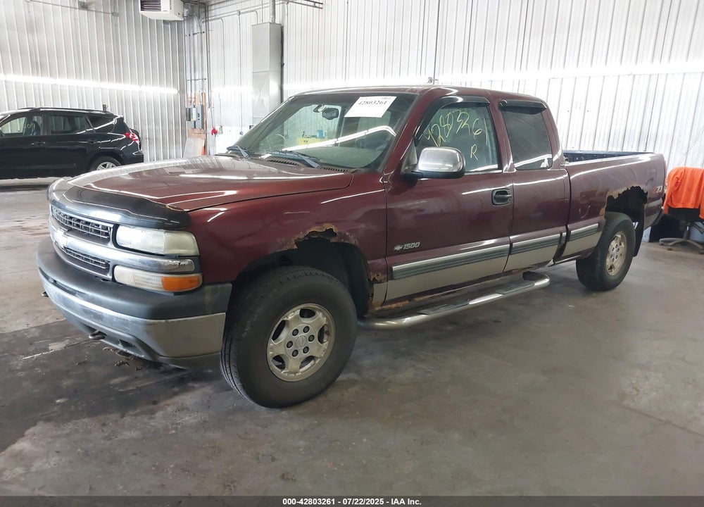 2002 CHEVROLET SILVERADO 1500 LS VIN: 2GCEK19T021383996