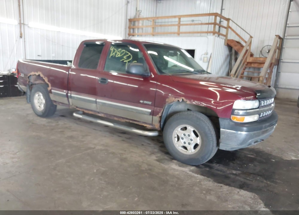 2002 CHEVROLET SILVERADO 1500 LS VIN: 2GCEK19T021383996