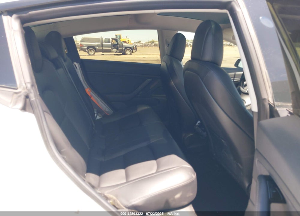 2018 TESLA MODEL 3 LONG RANGE/PERFORMANCE VIN: 5YJ3E1EBXJF092171