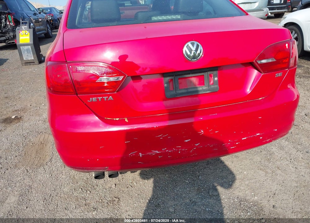 2014 VOLKSWAGEN JETTA VIN: 3VWD17AJ4EM284216