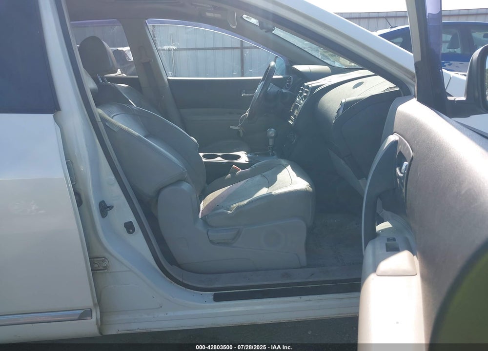 2011 NISSAN ROGUE VIN: JN8AS5MT4BW175324