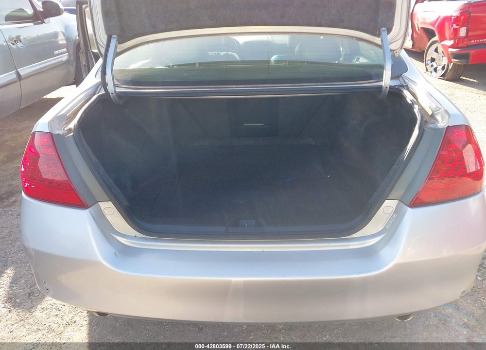 2007 HONDA ACCORD VIN: 1HGCM66547A007062