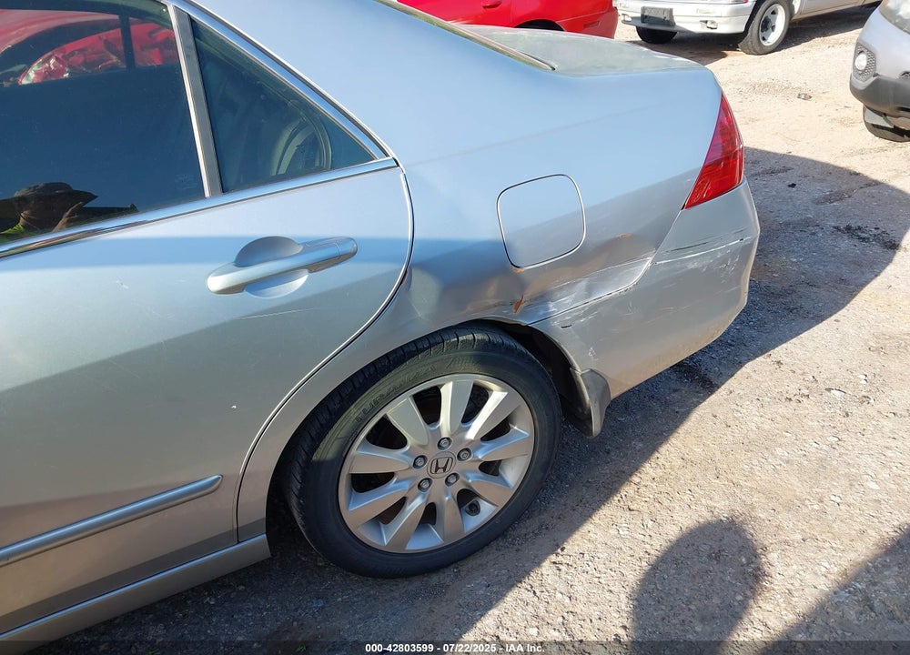 2007 HONDA ACCORD VIN: 1HGCM66547A007062