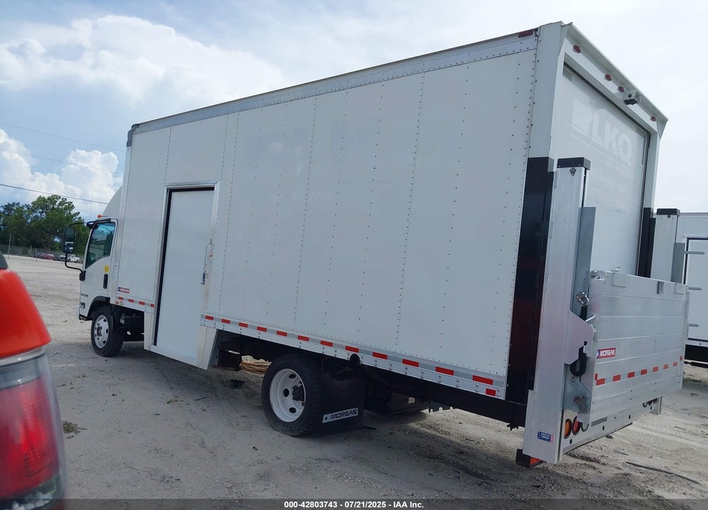 2019 ISUZU NPR HD VIN: 54DC4W1C1KS807854