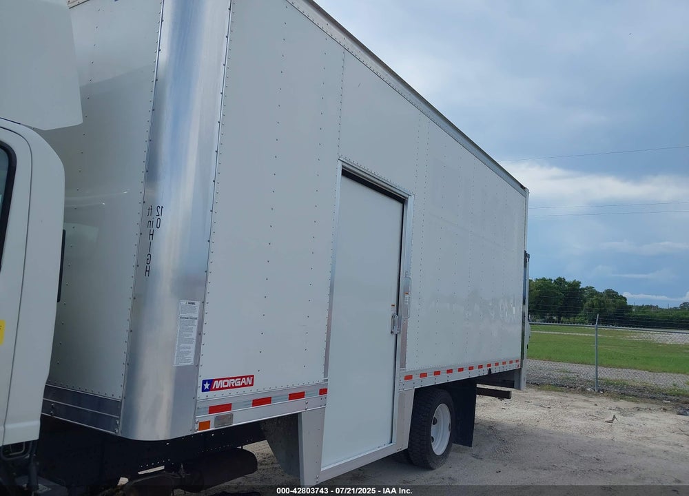 2019 ISUZU NPR HD VIN: 54DC4W1C1KS807854