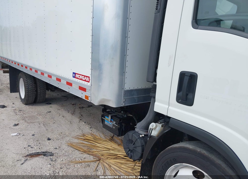 2019 ISUZU NPR HD VIN: 54DC4W1C1KS807854