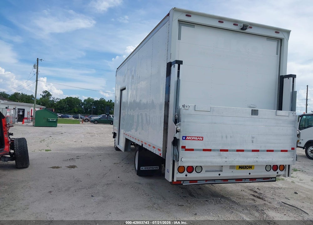 2019 ISUZU NPR HD VIN: 54DC4W1C1KS807854