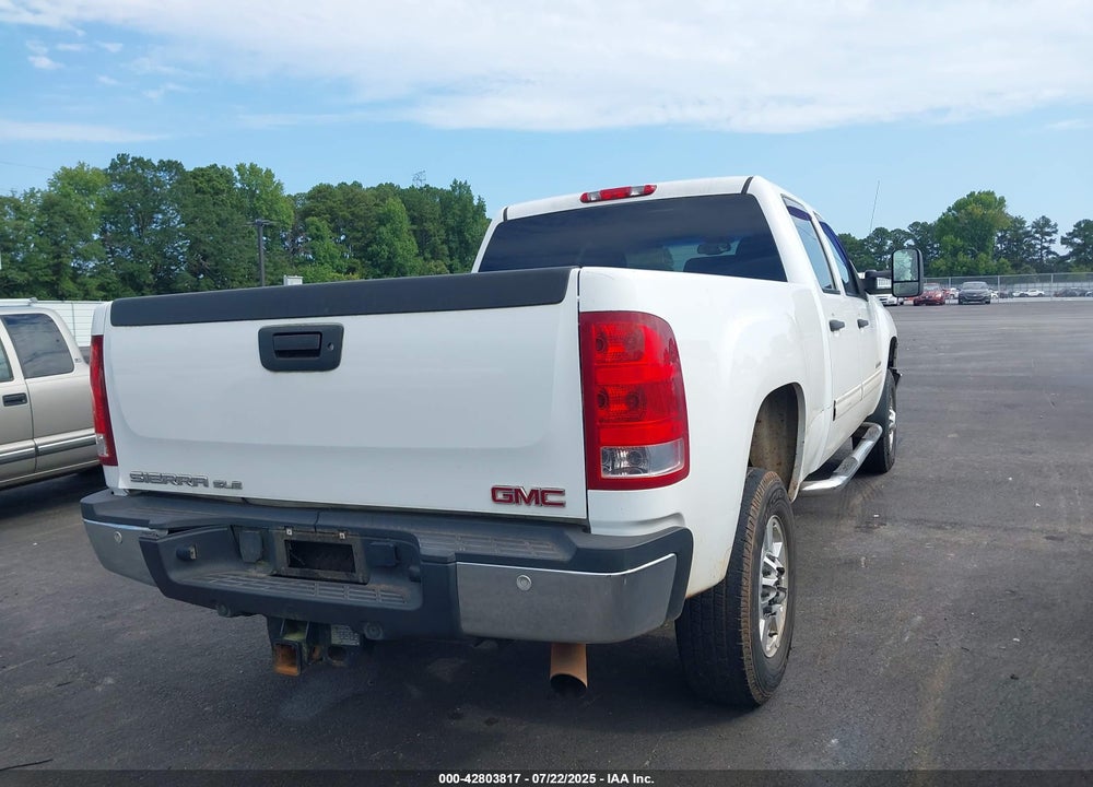 2011 GMC SIERRA VIN: 1GT110CG8BF100678