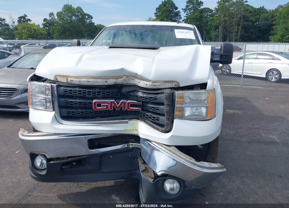 2011 GMC SIERRA VIN: 1GT110CG8BF100678
