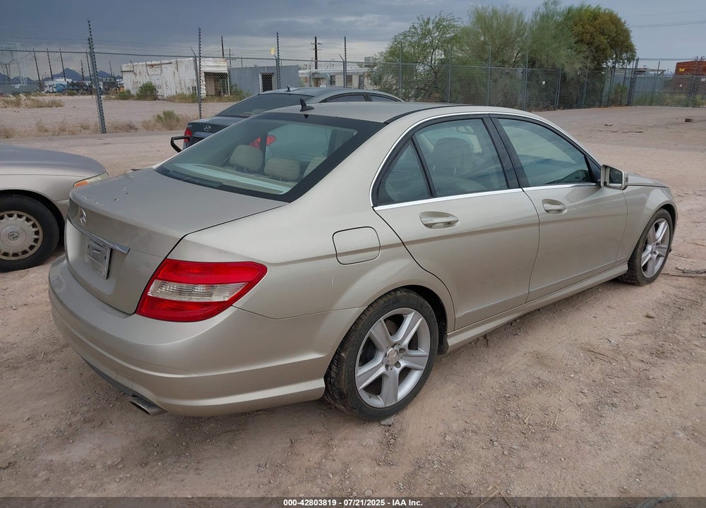 2011 MERCEDES-BENZ C CLASS VIN: WDDGF5EB8BR184662