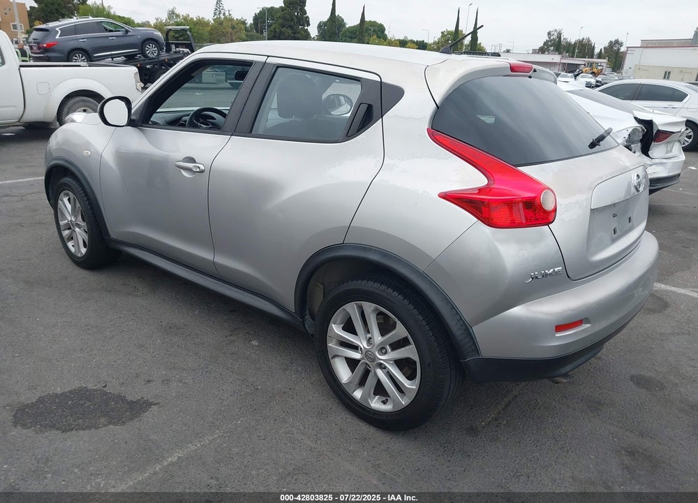 2011 NISSAN JUKE VIN: JN8AF5MR9BT023159