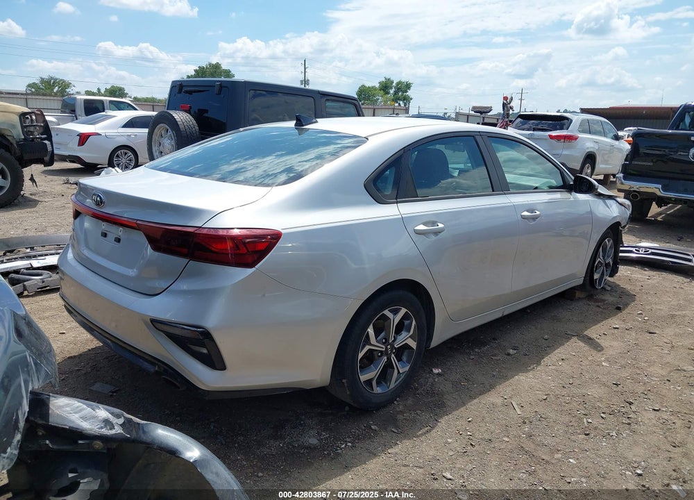 2019 KIA FORTE VIN: 3KPF24AD1KE135527