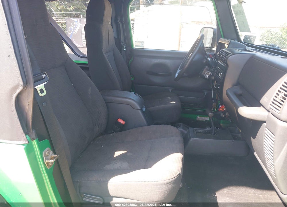 2005 JEEP WRANGLER X VIN: 1J4FA39SX5P330718