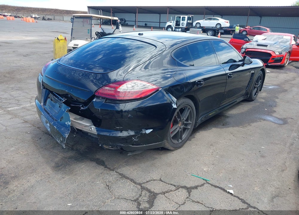 2012 PORSCHE PANAMERA VIN: WP0AA2A70CL071324
