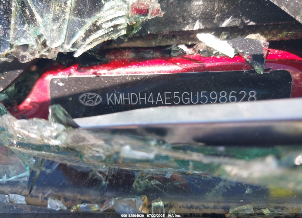 2016 HYUNDAI ELANTRA VIN: KMHDH4AE5GU598628