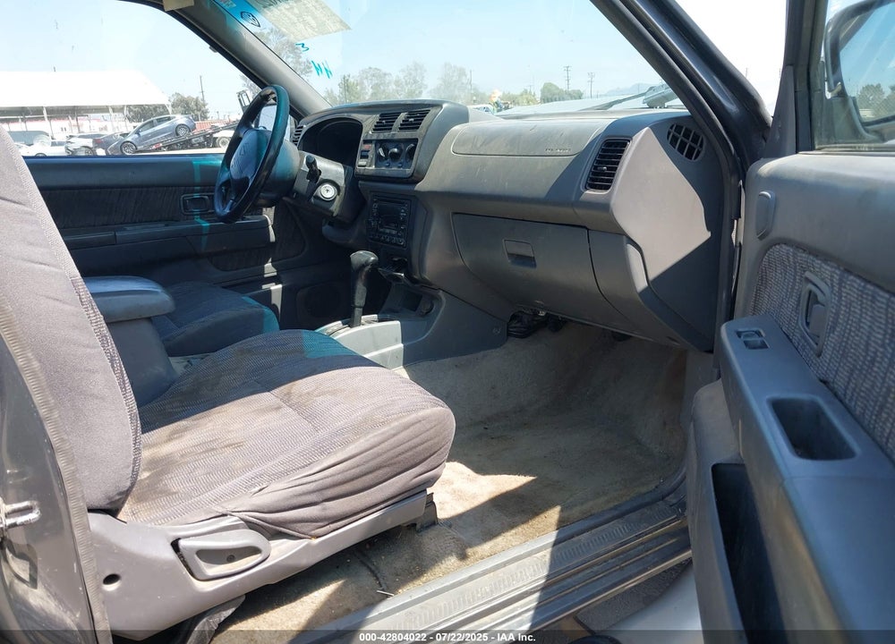 2000 NISSAN FRONTIER SE-V6/XE-V6 VIN: 1N6ED27TXYC422998