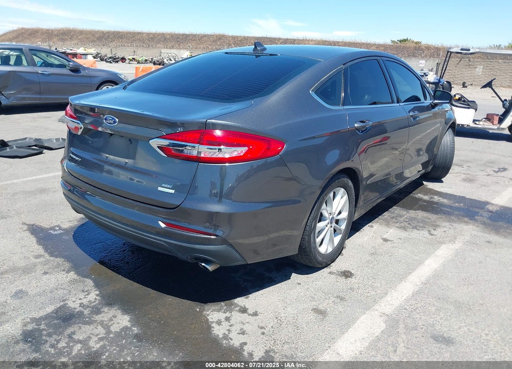 2019 FORD FUSION VIN: 3FA6P0HD1KR152021