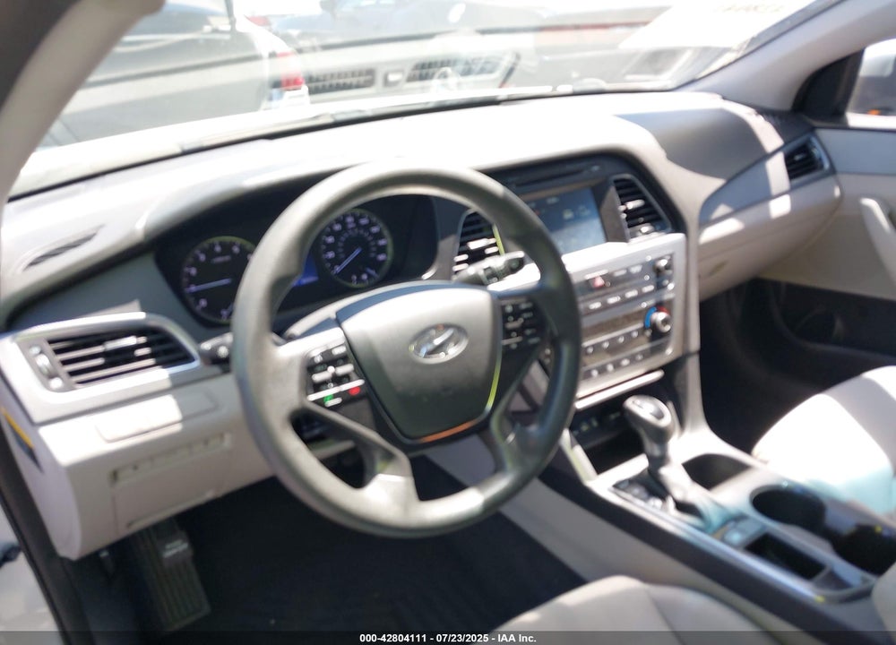 2016 HYUNDAI SONATA VIN: 5NPE24AF5GH404922