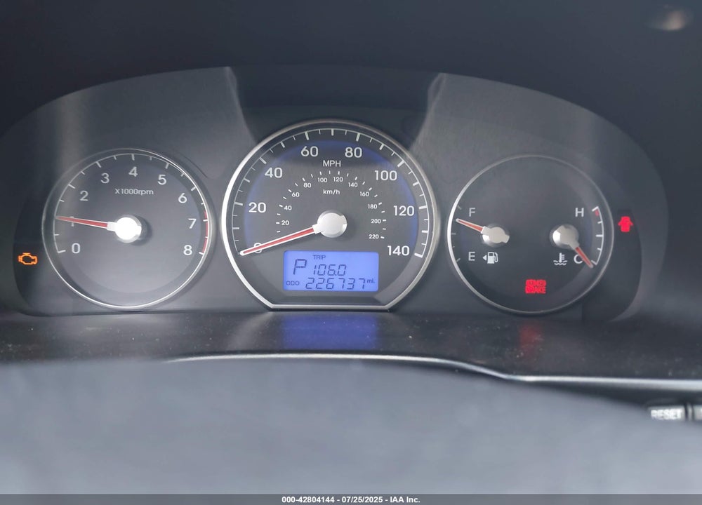 2012 HYUNDAI SANTA FE VIN: 5XYZHDAG2CG140181