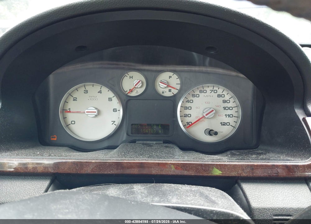 2005 FORD FIVE HUNDRED LIMITED VIN: 1FAHP25185G132715