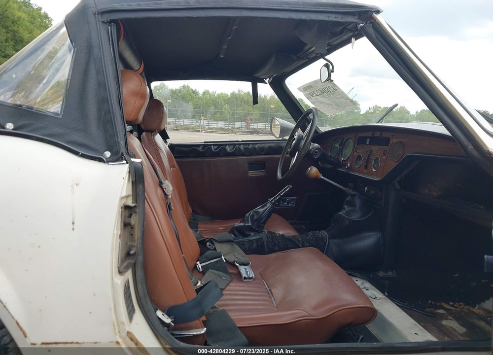 1973 TRIUMPH SPITFIRE VIN: FM5677U
