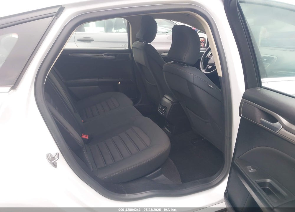2019 FORD FUSION VIN: 3FA6P0H72KR218697
