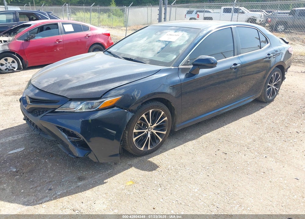 2018 TOYOTA CAMRY VIN: 4T1B11HK0JU616711