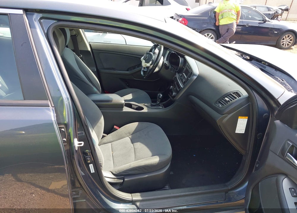 2014 KIA OPTIMA HYBRID VIN: KNAGM4AD6E5069682