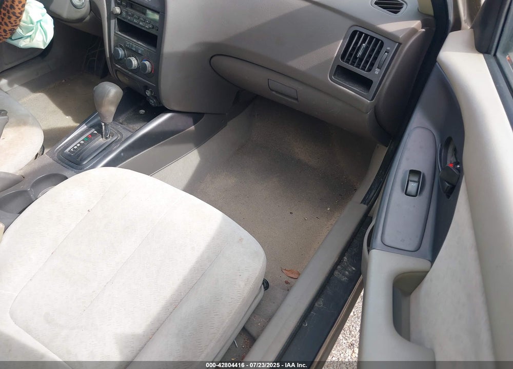 2005 HYUNDAI ELANTRA GLS/GT VIN: KMHDN46D35U926313