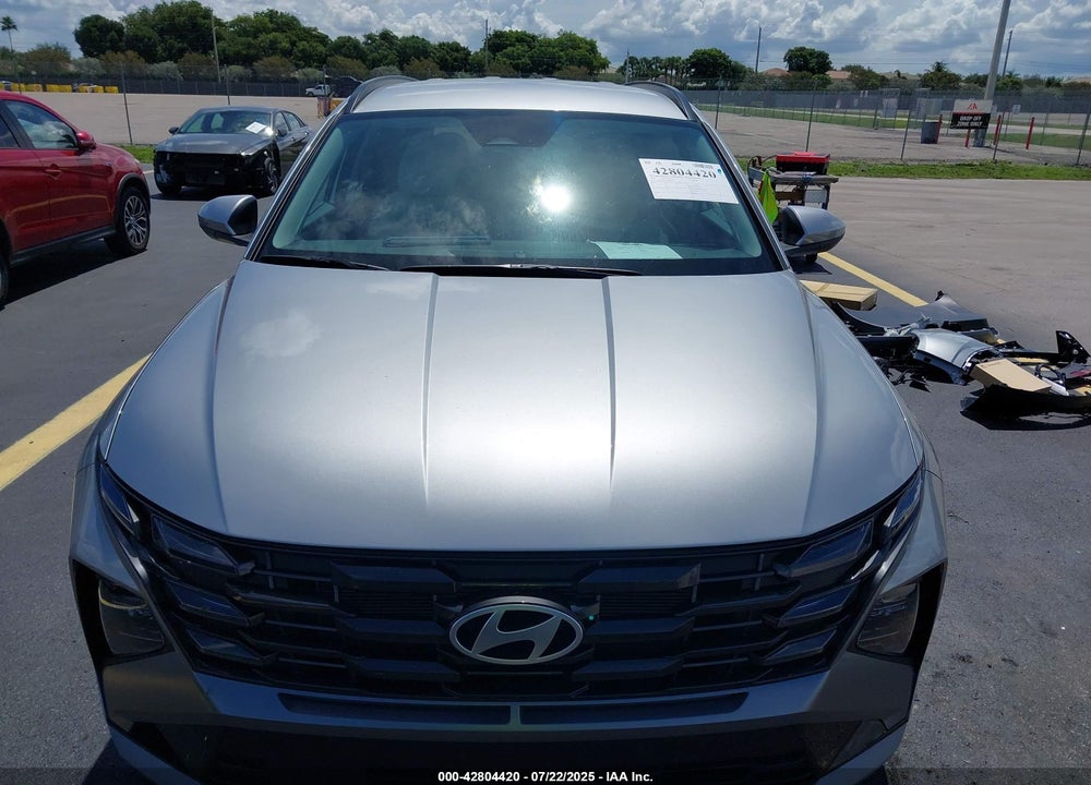 2025 HYUNDAI TUCSON VIN: 5NMJB3DE3SH588128