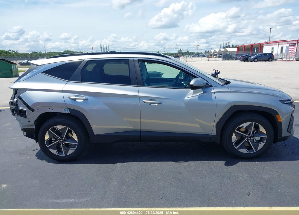 2025 HYUNDAI TUCSON VIN: 5NMJB3DE3SH588128