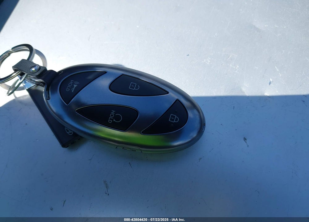 2025 HYUNDAI TUCSON VIN: 5NMJB3DE3SH588128