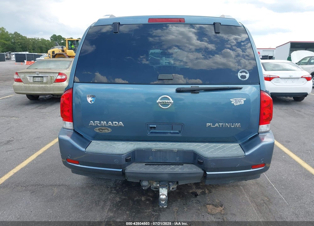 2011 NISSAN ARMADA PLATINUM VIN: 5N1AA0NE8BN618318
