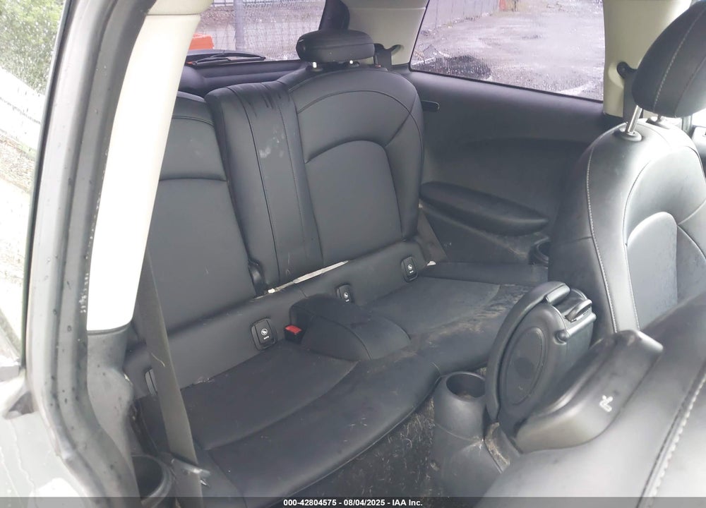 2021 MINI HARDTOP VIN: WMWXR3C09M2M99695
