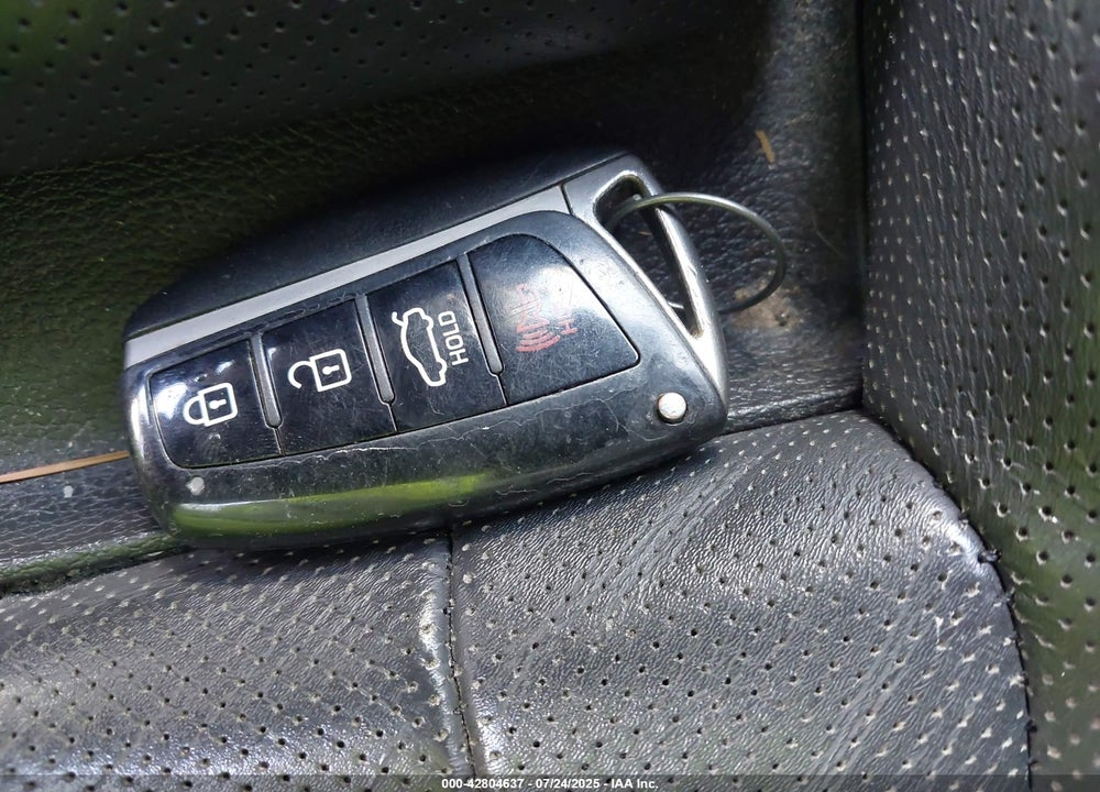 2015 HYUNDAI GENESIS VIN: KMHGN4JF9FU070314