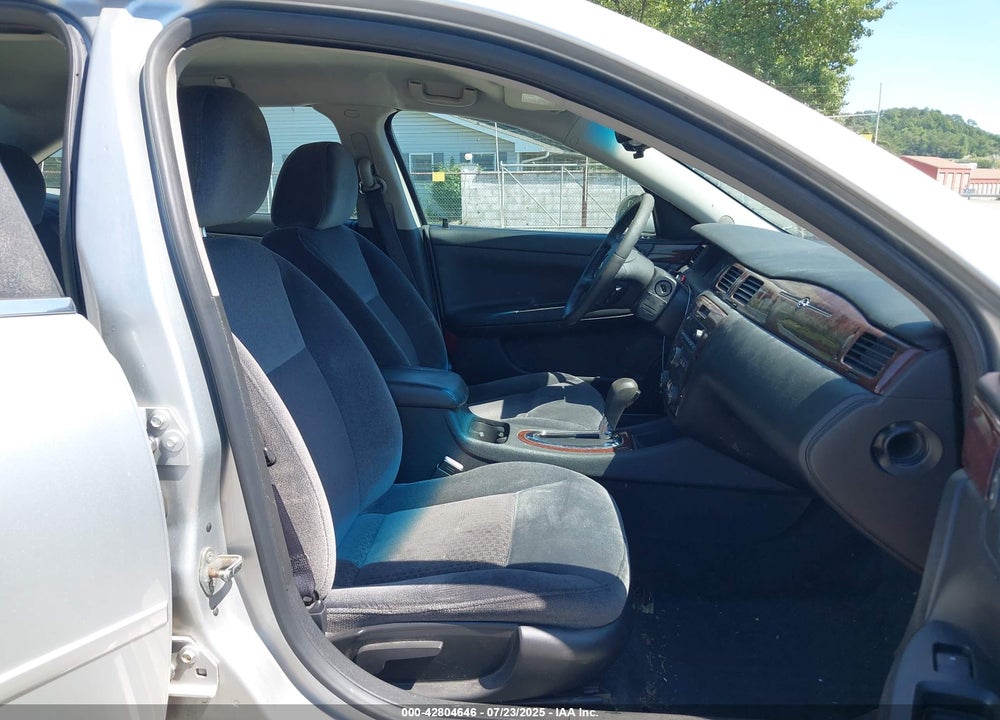 2011 CHEVROLET IMPALA VIN: 2G1WB5EK7B1326695