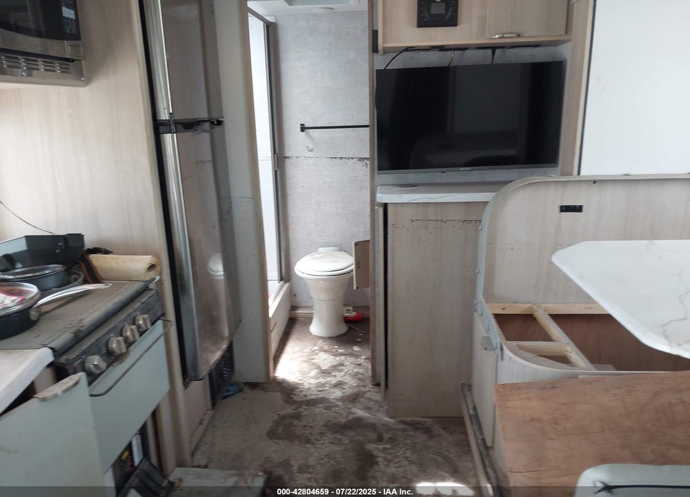 2025 WINNEBAGO OTHER VIN: 54CTM2J27S3100580