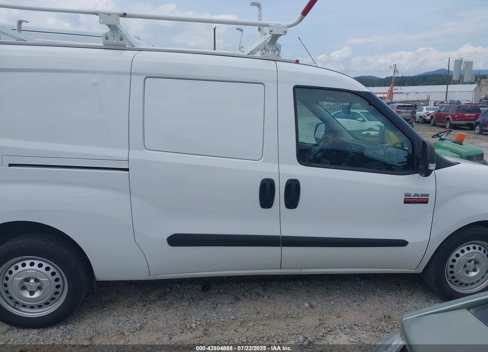 2022 RAM PROMASTER CITY CARGO VAN VIN: ZFBHRFAB2N6Y58220