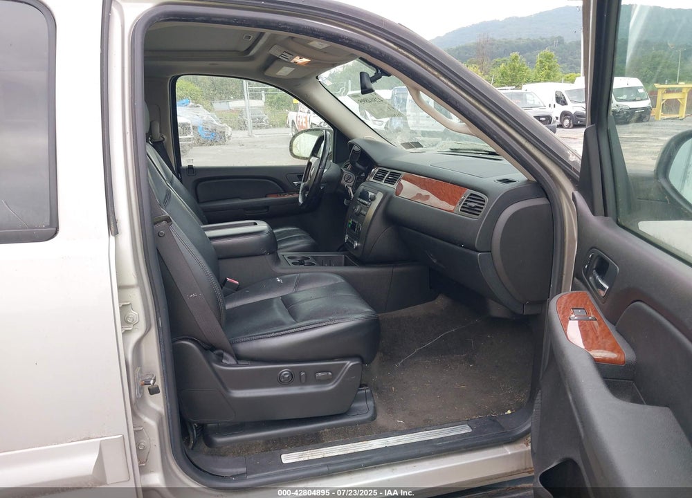2007 GMC YUKON XL 1500 VIN: 1GKFK16347J280347