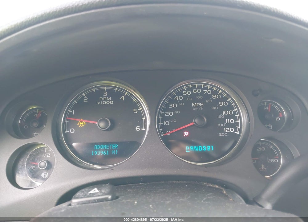 2007 GMC YUKON XL 1500 VIN: 1GKFK16347J280347