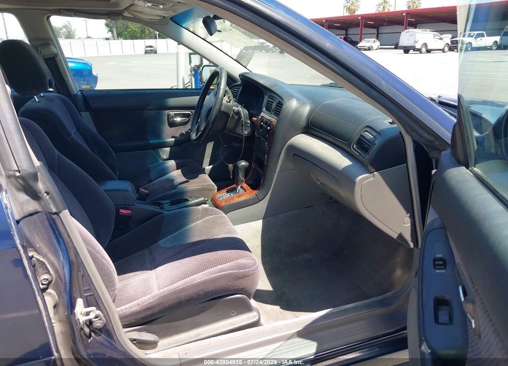 2004 SUBARU LEGACY VIN: 4S3BE625647206832