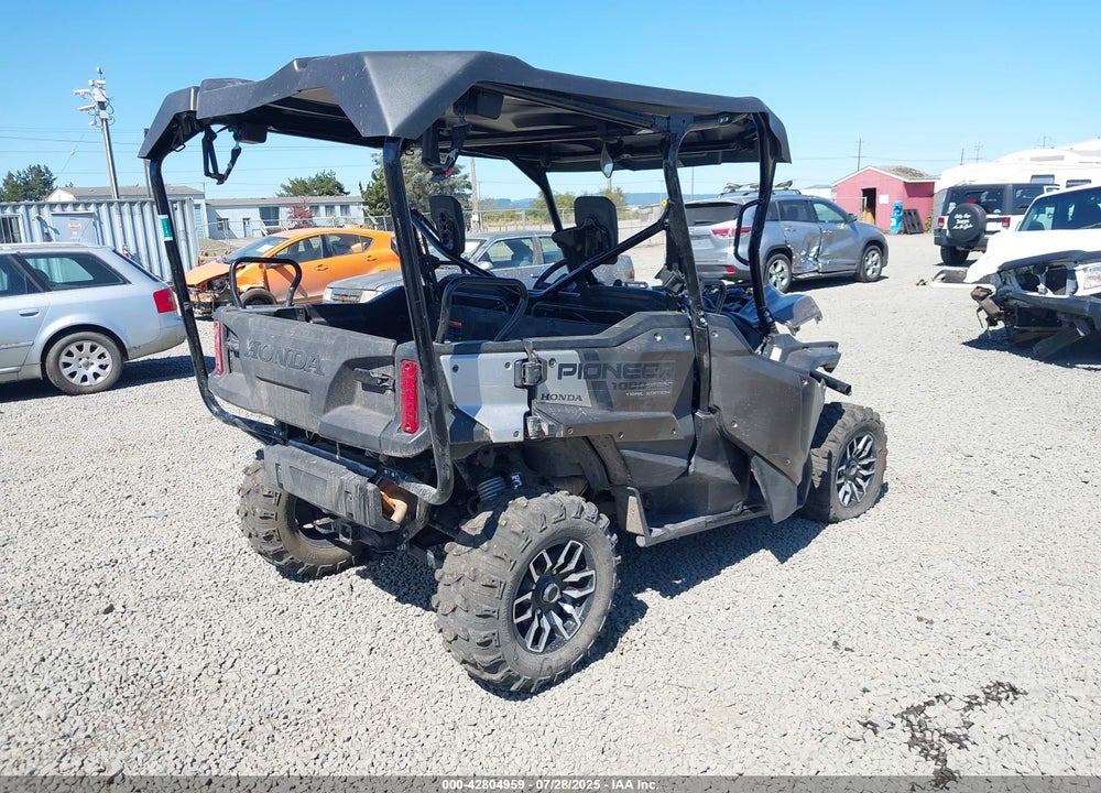 2024 HONDA SXS1000 M5 VIN: 1HFVE04K5R4800050