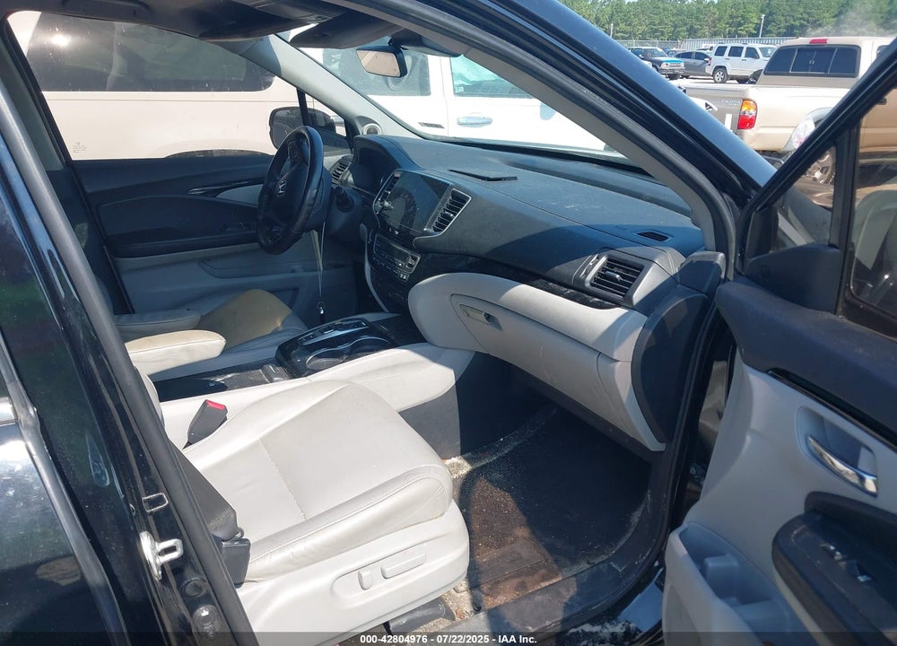 2019 HONDA PILOT VIN: 5FNYF5H6XKB042963