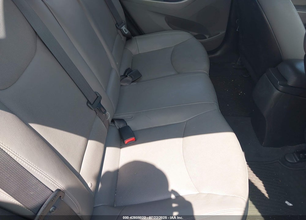 2015 HYUNDAI ELANTRA LIMITED VIN: KMHDH4AE4FU342169