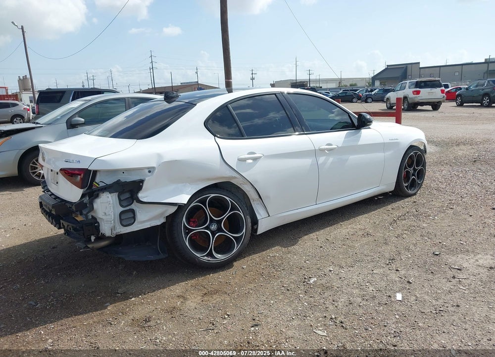 2022 ALFA ROMEO GIULIA VIN: ZARFANBN2N7665760