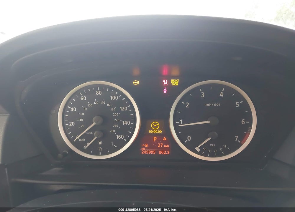 2005 BMW 525I VIN: WBANA53515B860120
