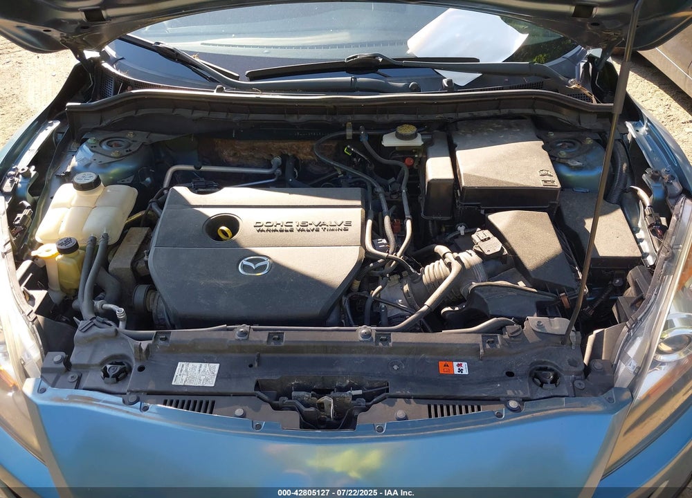 2011 MAZDA 3 VIN: JM1BL1UG3B1390988