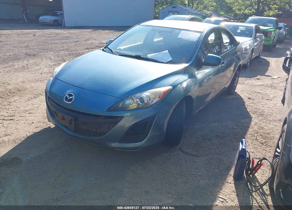 2011 MAZDA 3 VIN: JM1BL1UG3B1390988