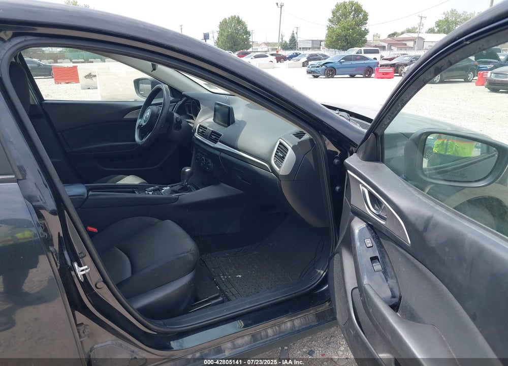 2018 MAZDA 3 VIN: 3MZBN1K74JM185594