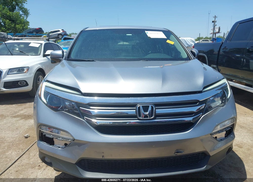 2017 HONDA PILOT VIN: 5FNYF5H5XHB028724